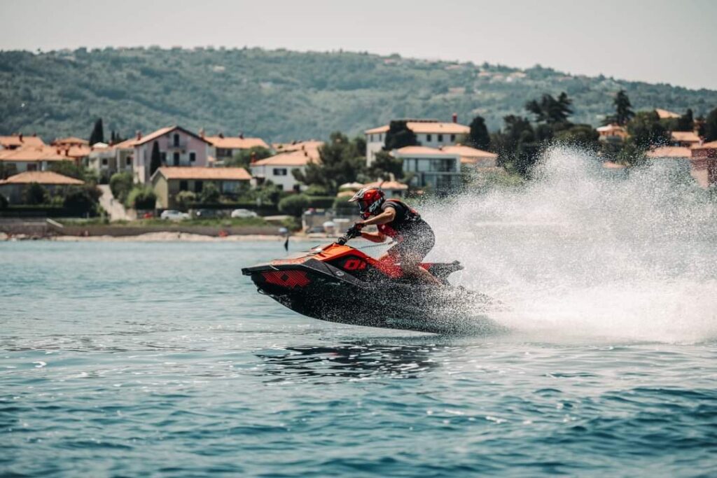 Najem jet ski
